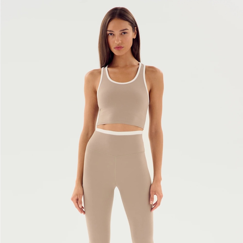 Splits59 Beige Bra & Legging Set - Amber Airweight Bra & Clare Rigor Pant: Latte